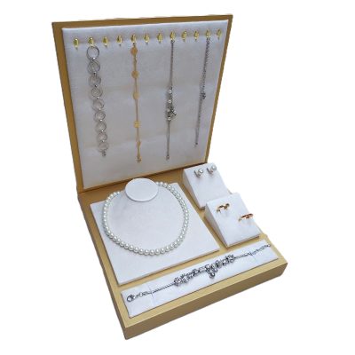 0500-EX - Bandeja Courino Veludo Branco e Dourado Mista - 25x27x32 cm